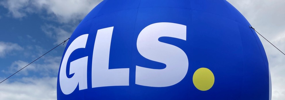 Ballon mit GLS-Logo