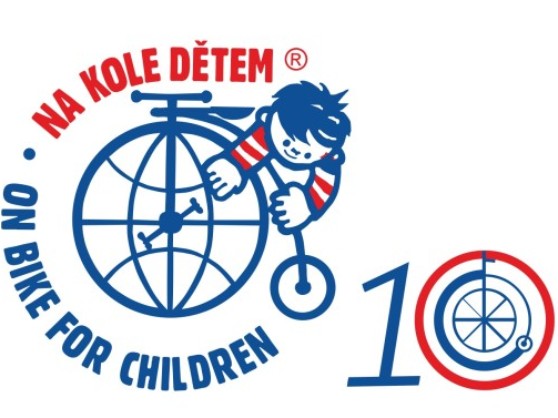Na kole detem logo