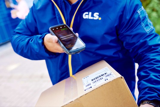 GLS handscanner and parcel