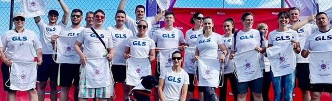 GLS employees participating in a running event