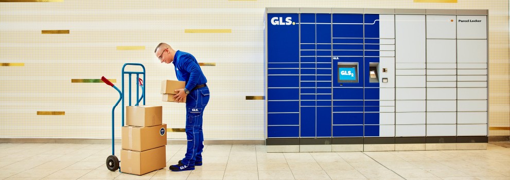 You can drop off and pick up your package at GLS Parcel Locker.